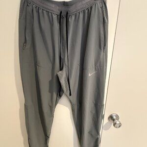 Mens Nike Gray Dri-FIT joggers size M